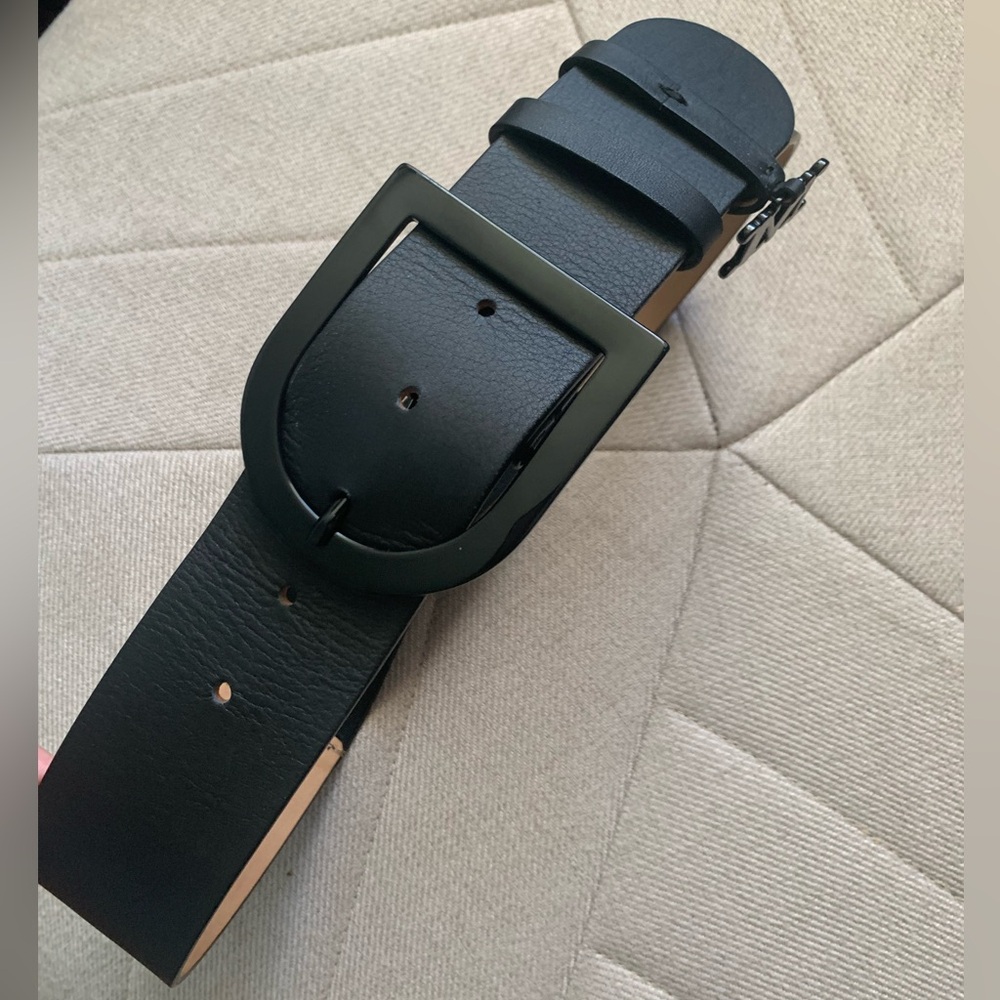 Max Mara elasticated leather belt